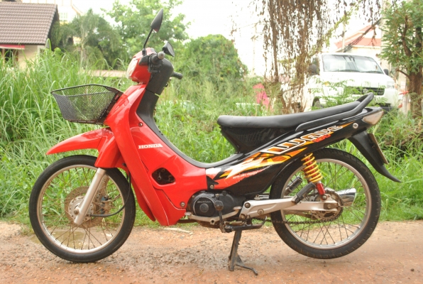 ขาย honda wave100 ทะเบียนโอย ดีสเบรค สีแดง ปี 47 ราคา12500 บาท