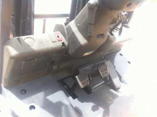 ขายด่วนน!! TCM รุ่น T3 FG25 เสา 3 เมตร เกียร์ Auto