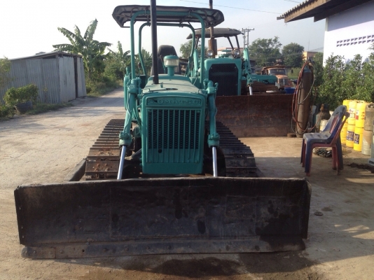 ขาย D2-3 สภาพสวย พร้อมใช้งาน เครื่องดี ช่วงล่างดี ใบเเทร็กเต็ม