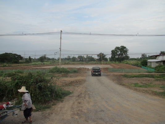 ขายที่ดินติดถนนสายเอเซียหน้ากว้างๆ
