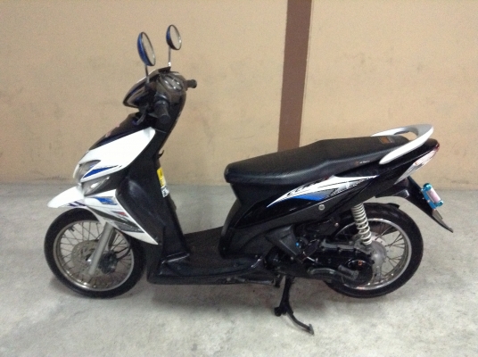 ขาย!!! ฮอนด้าคลิ๊ก ปี51 รถเครื่องดีคับ ทะเบียนครบ ภาษี57