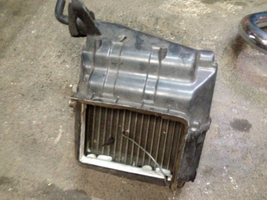 ตู้เเอร ISUZUด้าก้อนของเก่าญี่ปุ่นสถาพดี