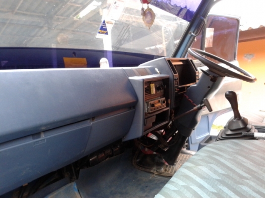 (ขายแล้วค่ ไป ภาค อีสาร)หกล้อดั้มอีซูสุ 115  แท้  เสี่ยสั่งลุย  (รถสวยเจ้าของจอดในโรงตลอด) พร้อมใช้ เล่มพร้อม..โอน