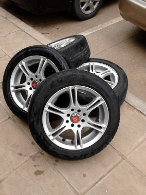 ขายแม๊ก ขอบ 15 ขนาด 4 รู 100 (HONDA ,TOYOTA 3 ห่วง) พร้อมยาง 195/55R15 TEL.081-427-3941 ขายแม๊ก ขอบ 15 ขนาด 4 รู 100 (HONDA ,TOYOTA 3 ห่วง) พร้อมยาง 195/55R15 TEL.081-427-3941