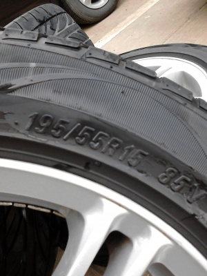 ขายแม๊ก ขอบ 15 ขนาด 4 รู 100 (HONDA ,TOYOTA 3 ห่วง) พร้อมยาง 195/55R15 TEL.081-427-3941 ขายแม๊ก ขอบ 15 ขนาด 4 รู 100 (HONDA ,TOYOTA 3 ห่วง) พร้อมยาง 195/55R15 TEL.081-427-3941