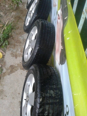 แม็กเดิม yaris 4500.-