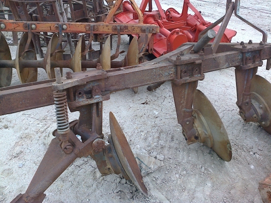 ขายผาน 3 รถไถใหญ่ราคาถูกๆ สอบถามได้