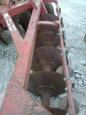 ขายผานไถ  6x26 ตราช้าง 26000 สนใจสอบถามได้