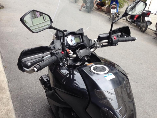 ขาย Kawasaki Versys ปี 2011 ของแต่งตามรูปเลยครับ โฉม 2012