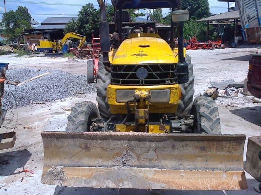 ขาย รถไถทะเลทอง4WD 35 แรงม้า สภาพเดิมๆ ราคาถูกๆ