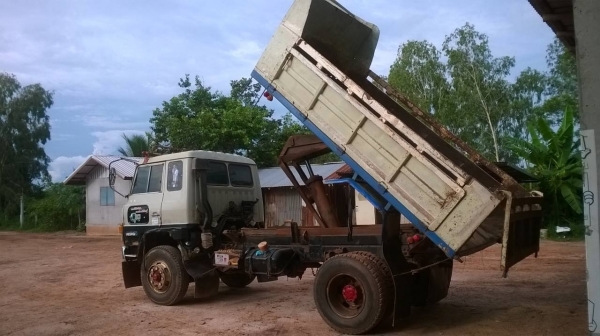 ขาย 6 ล้อดั้ม HINO เครื่อง HO7C 180 แรงม้า เฟืองท้าย FUSO พาวเวอร์ ทะเบียนพร้อมโอน