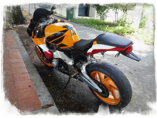 ขาย cbr400 ทะเบียนแท้ โอนขนส่ง