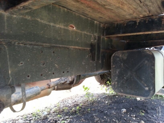 รถอีซูซุ 6 ล้อ NKR ติดเครน 2 ตัน. / 110 แรงม้า.  ( รถประกอบ )   สนใจติดต่อ 081 - 6079515