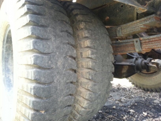 รถอีซูซุ 6 ล้อ NKR ติดเครน 2 ตัน. / 110 แรงม้า.  ( รถประกอบ )   สนใจติดต่อ 081 - 6079515