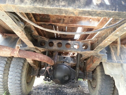 รถอีซูซุ 6 ล้อ NKR ติดเครน 2 ตัน. / 110 แรงม้า.  ( รถประกอบ )   สนใจติดต่อ 081 - 6079515