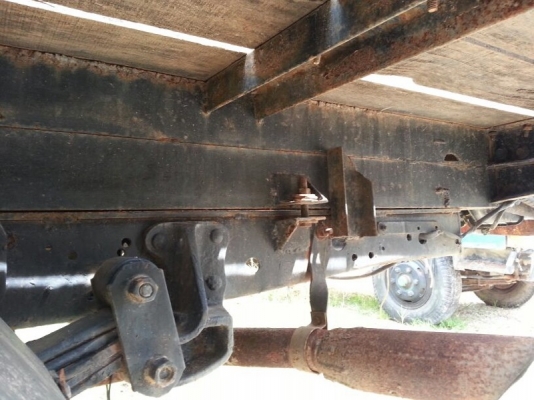 รถอีซูซุ 6 ล้อ NKR ติดเครน 2 ตัน. / 110 แรงม้า.  ( รถประกอบ )   สนใจติดต่อ 081 - 6079515