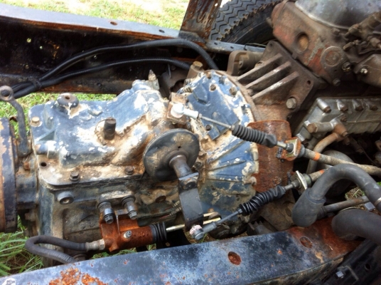 ลดราคาเหลื่อ225000บาท ด่วนๆๆ ขายรถหกล้อร็อกกี้ชว่งต่อดั้ม เอาไปทำต่อครับ ตามรูป เครื่องเกียร์มีใช้งานได้ เอกสารครบ