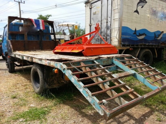 รถมิตซู 6 ล้อ ท้ายลาด  115 แรงม้า. ปี 40  ( รถห้างแท้  )   สนใจติดต่อ 081 - 6079515