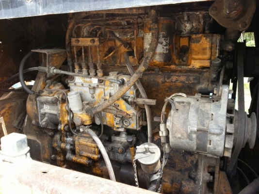 รถตัก KOMATSU  510.  สนใจติดต่อ  081 - 6079515