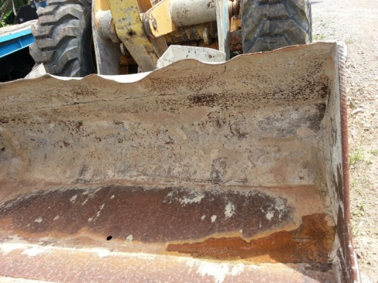 รถตัก KOMATSU  510.  สนใจติดต่อ  081 - 6079515