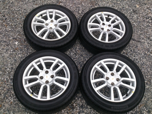 ขายแม็ก เชฟโรเลต 4รูขอบ16 พร้อมยางContinental 205/55R16 ยางสัปดาห์ที่11 ปี13 ดอกยางลึกเท่ากันไม่ร้าวไม่แตกลาย สภาพ90\% จำนวน 1 ชุด
