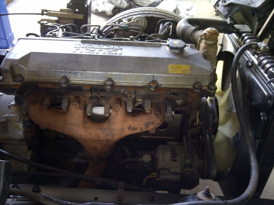 ขายไปปทุม ขายหกล้อ NPR 120 HP ห้างแท้ ทำใหญ่ทั้งคันติดเฮี้ยบ2.9ตัน บี