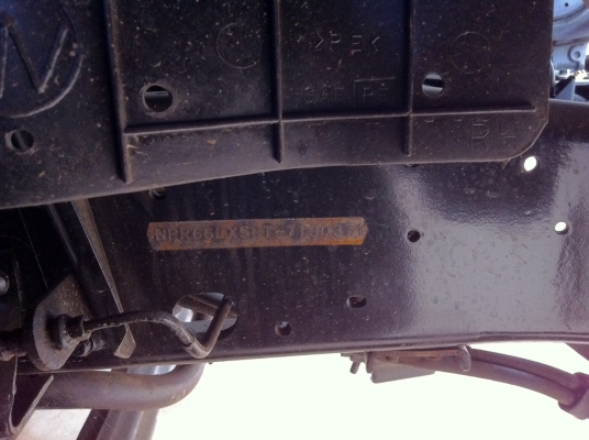 ขายไปปทุม ขายหกล้อ NPR 120 HP ห้างแท้ ทำใหญ่ทั้งคันติดเฮี้ยบ2.9ตัน บี