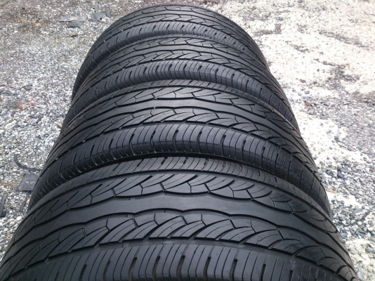 ขายแม็กCE28 6รู139.7 ขอบ22 พร้อมยาง 265/40R22 ยางสัปดาห์ที่24 ปี12 ดอกยางลึกเท่ากัน สภาพ90\% จำนวน 1 ชุด