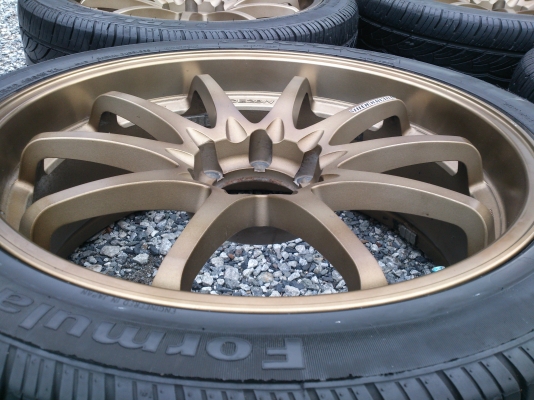 ขายแม็กCE28 6รู139.7 ขอบ22 พร้อมยาง 265/40R22 ยางสัปดาห์ที่24 ปี12 ดอกยางลึกเท่ากัน สภาพ90\% จำนวน 1 ชุด