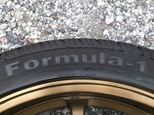 ขายแม็กCE28 6รู139.7 ขอบ22 พร้อมยาง 265/40R22 ยางสัปดาห์ที่24 ปี12 ดอกยางลึกเท่ากัน สภาพ90\% จำนวน 1 ชุด