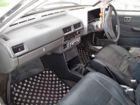 Nissan sanny 1.3 ทะเบียนเต็มพร้อมโอน ไม่เคยติดเเก๊ส รถเดิม ปี 91 ราคา 39,000 บาท ราคาเน๊ต