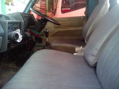 ขายด่วนครับรถหกล้อบรรทุกรถสวยๆ เจ้าของฝากขาย ขายด่วนครับรถหกล้อบรรทุกรถสวยๆ เจ้าของฝากขาย