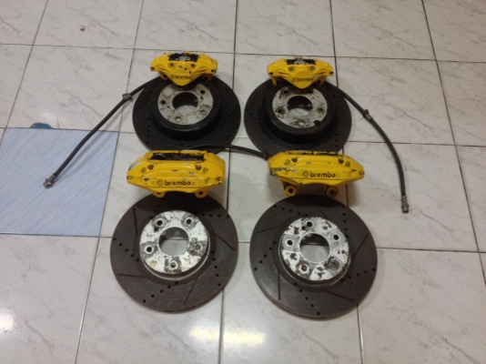 ขายเบรค Skyline R33+จาน สภาพดี 5รู114 สีเหลือง 1ชุด โลโก้ Brembo ราคา9900บาท โทร0924462525โส กทม ขายเบรค Skyline R33+จาน สภาพดี 5รู114 สีเหลือง 1ชุด โลโก้ Brembo ราคา9900บาท โทร0924462525โส กทม
