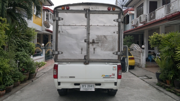 ขายD-MAX ตอนเดียว มือเดียวป้ายแดง เครื่อง 1J-GE เกียร์ออโต้ ติดแก๊ส มีหลังคา