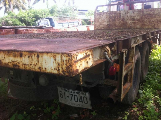 10ล้อเพลาเดียISUZU JCMพื้นเรียบ..ติดเครน3ตัน..วางเครื่อง 175แรง...(เครนแขนหัก ยกหนักเกิน...)