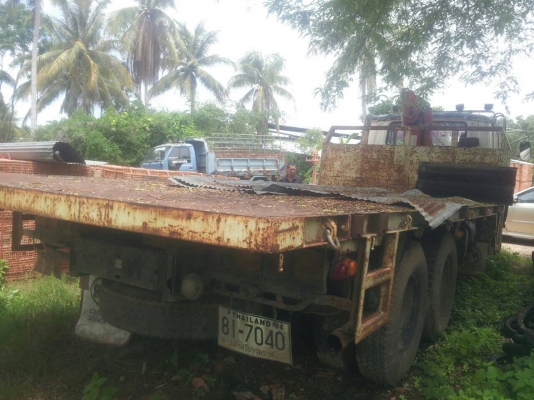 10ล้อเพลาเดียISUZU JCMพื้นเรียบ..ติดเครน3ตัน..วางเครื่อง 175แรง...(เครนแขนหัก ยกหนักเกิน...)