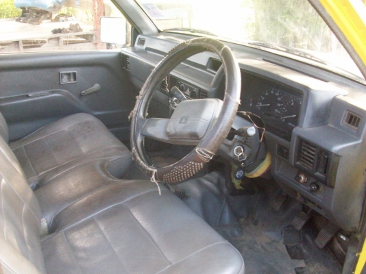 รถยกวิน พร้อมใช้งาน สภาพสวยมาก ขายใด้ขายเลยครับ