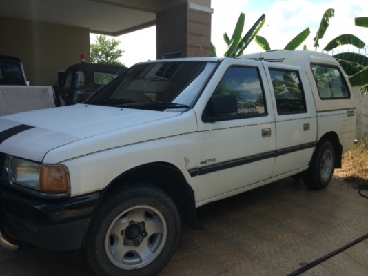 ISUZSU 2.5 มังกรทอง 4 ประตู สีเดิม (เจ้าของใช้เอง)เครื่องเดิมแน่นไม่มีควันดำ