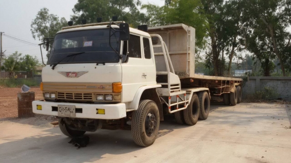 HINO หัลาก 2เพลา เครื่อง EK100 หางพื้นเรียบ10เมตร แถมด้วยหาง เซมิดั้ม 2คาน รวมเป็น แพค3 เอาไปเลย HINO หัลาก 2เพลา เครื่อง EK100 หางพื้นเรียบ10เมตร แถมด้วยหาง เซมิดั้ม 2คาน รวมเป็น แพค3 เอาไปเลย