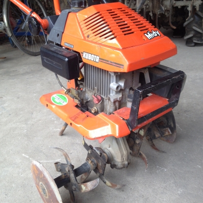 รถพรวนดินเดินตาม KUBOTA   เก่าญี่ปุ่น พร้อมชุดพรวนดิน สภาพดี รถพร้อมทำงาน เครื่องยนต์ติดง่าย