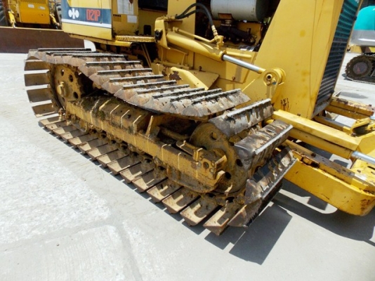 ขายด่วนรถดัน KOMATSU d20p-6 รถนำเข้าจากญี่ปุ่น