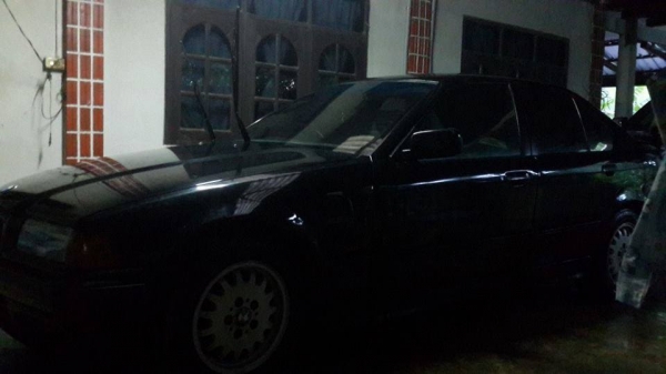 ขายรถบ้าน 1993 BMW, 318 i (4Dr) โฉม นกแก้ว0933211668