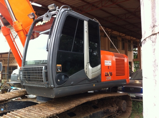 ขายถูกๆZX200-3คอมมอนเรล มีกล้องหลัง รถไม่ถึงปี 1705ชั่วโมง รถอยู่ในประกันฟรีบำรุงรักษา ขายดาวน์ 980,000 บาท 089-8415606 สุทธิพงษ์