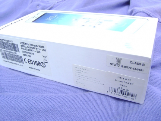 โทรศัพท์ Huawei Ascend Mate จอ 6.1