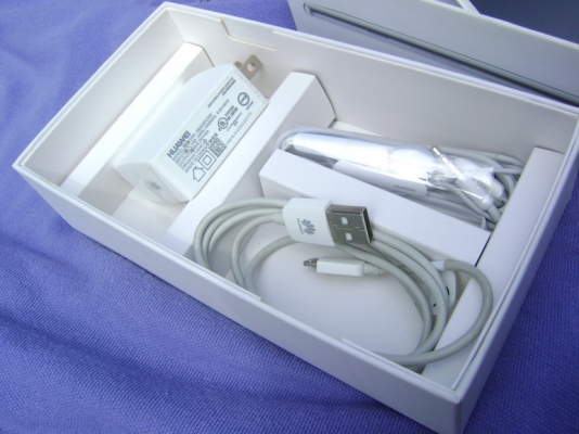 โทรศัพท์ Huawei Ascend Mate จอ 6.1