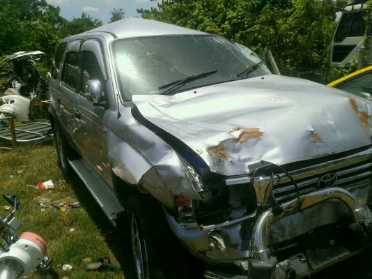 ขาย Toyota Sport Rider 3.0 ปี 2000 ขับ 2 นะ ขายเป็นอะไหล่