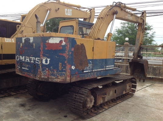 ขายรถแบคโฮ KOMATSUรุ่นPC100-2 สภาพสวยสมบูรณ์ พร้อมลายด์ หัวเจาะกระแทก ขายรถแบคโฮ KOMATSUรุ่นPC100-2 สภาพสวยสมบูรณ์ พร้อมลายด์ หัวเจาะกระแทก