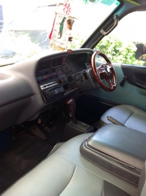 ขายรถตู้หัวจรวดหลังคาสูง ปี 2000 เครื่องสองเจ NGV ภายในวีไอพี ไม่แพง ขายรถตู้หัวจรวดหลังคาสูง ปี 2000 เครื่องสองเจ NGV ภายในวีไอพี ไม่แพง