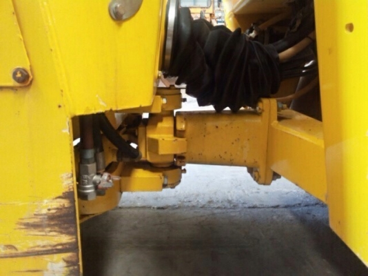 รถบด ฺBOMAG BW100AD-3  ใช้งานน้อย 1394ชม. จากฝรั่งเศส สนใจโทร. 080-6565422 (หนิง)