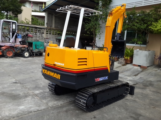 ขาย รถขุด YANMAR รุ่น YB251UZ แทร็กเหล็ก มือสองญี่ปุ่น ขาย รถขุด YANMAR รุ่น YB251UZ แทร็กเหล็ก มือสองญี่ปุ่น
